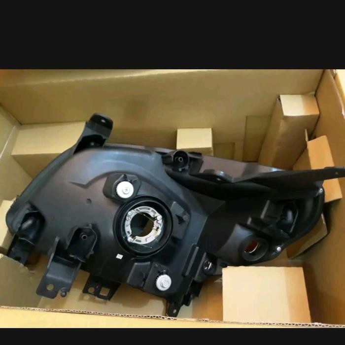 Ford Everest 2009 2010 2011 Headlamp Head Lamp Lampu Besar Chrome