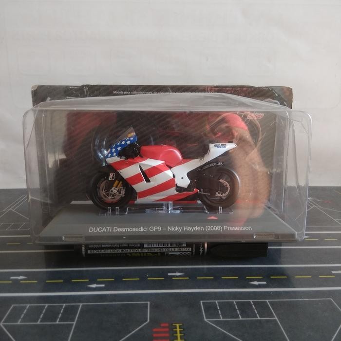 DIECAST MOTOGP DUCATI GP9 HAYDEN (2008) PRESEASON SKALA 18 BY ALTAYA