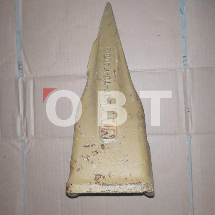 ID TOOTH TEETH KUKU BUCKET LANCIP PC200 PC130 205-70-19570L KOMATSU