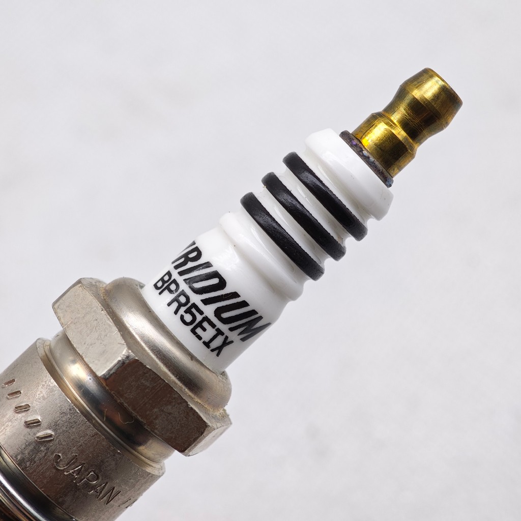 IMPORT 1PCS ORIGINAL NGK IRIDIUM SPARK PLUG BPR5EIX 2414 UPGRADE BP5ES BPR5ES