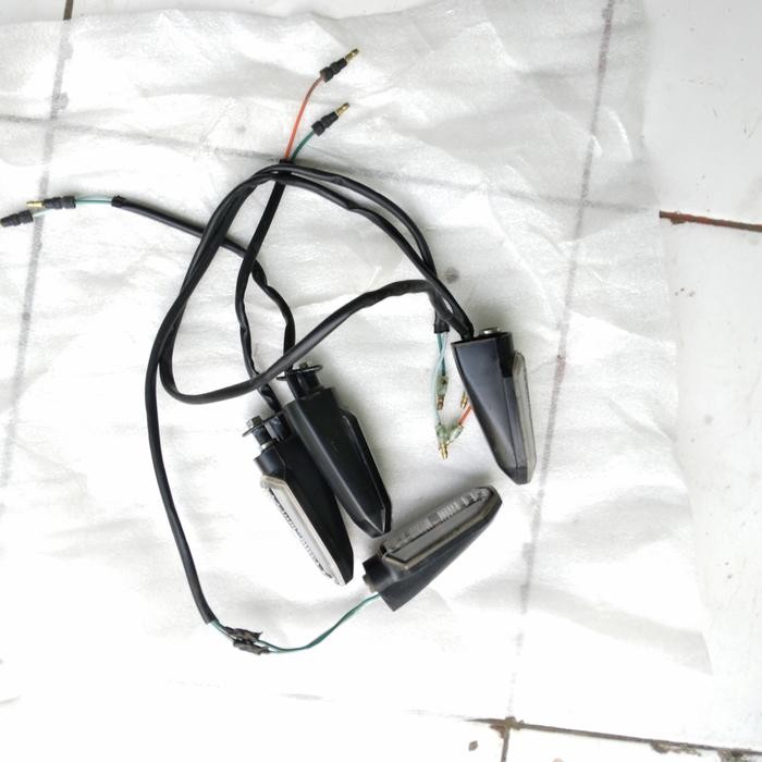 Lampu Sein Set Cbr 150 R Original Copotan