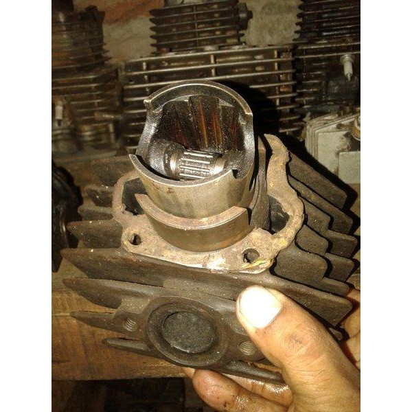 Boring Blok Seher Yamaha V 75 7Agt24 Tools N Bekas