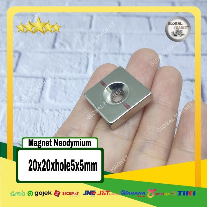 

MAGNET NEODYMIUM KOTAK 20X20X5MM HOLE 5MM