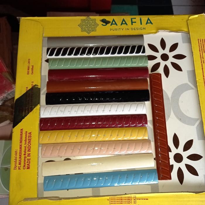 

NATURE- Kuku Macan Putih 1Iket Isi 10Buah