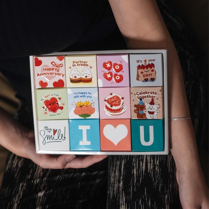 

Kado Coklat Anniversary Box 12pcs- Letter Box Chocolate - Kado Pacar