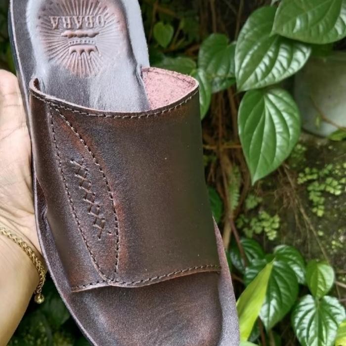 sandal kulit pria cibaduyut