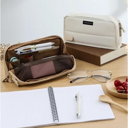 

Kokuyo Tas Pensil Wsg-Pcs133 Sederhana Multifungsi