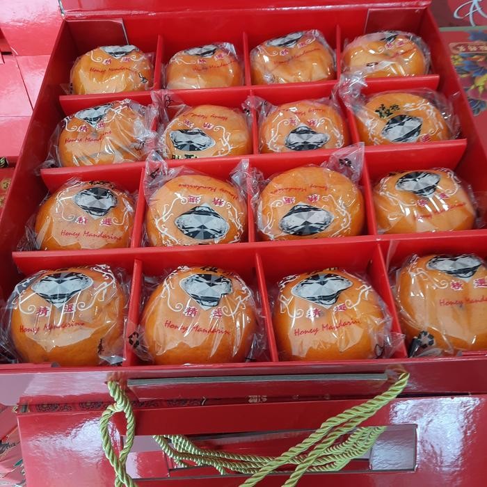 

Jeruk Imlek isi 16 pcs