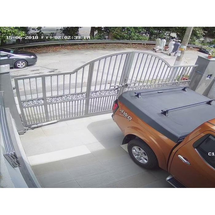 Paket CCTV Hikvision 4 Channel 2 Camera 5mp Turbo HD Audio Series - Kamera CCTV - Camera Hikvision