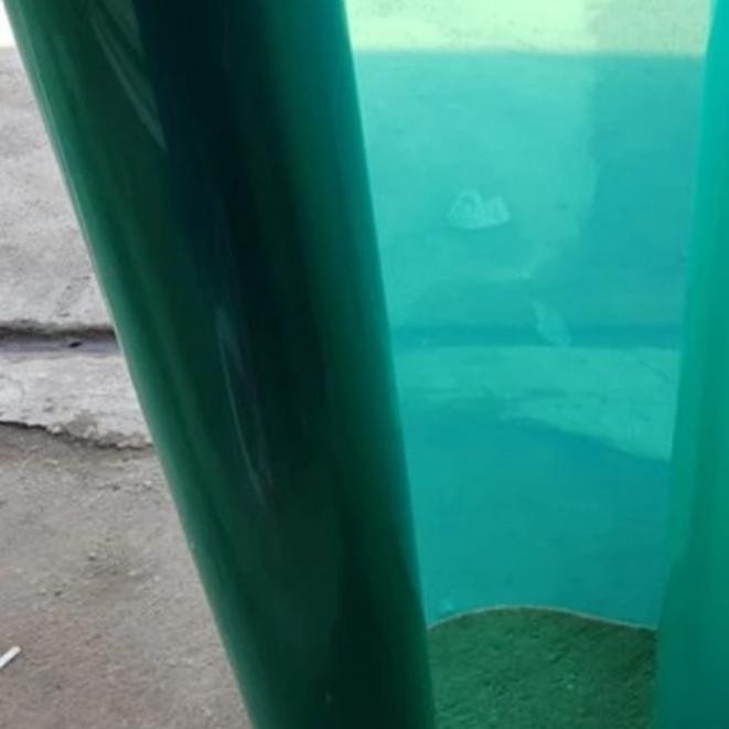 Fiber pagar polos plastik penutup pagar per rol 50 meter