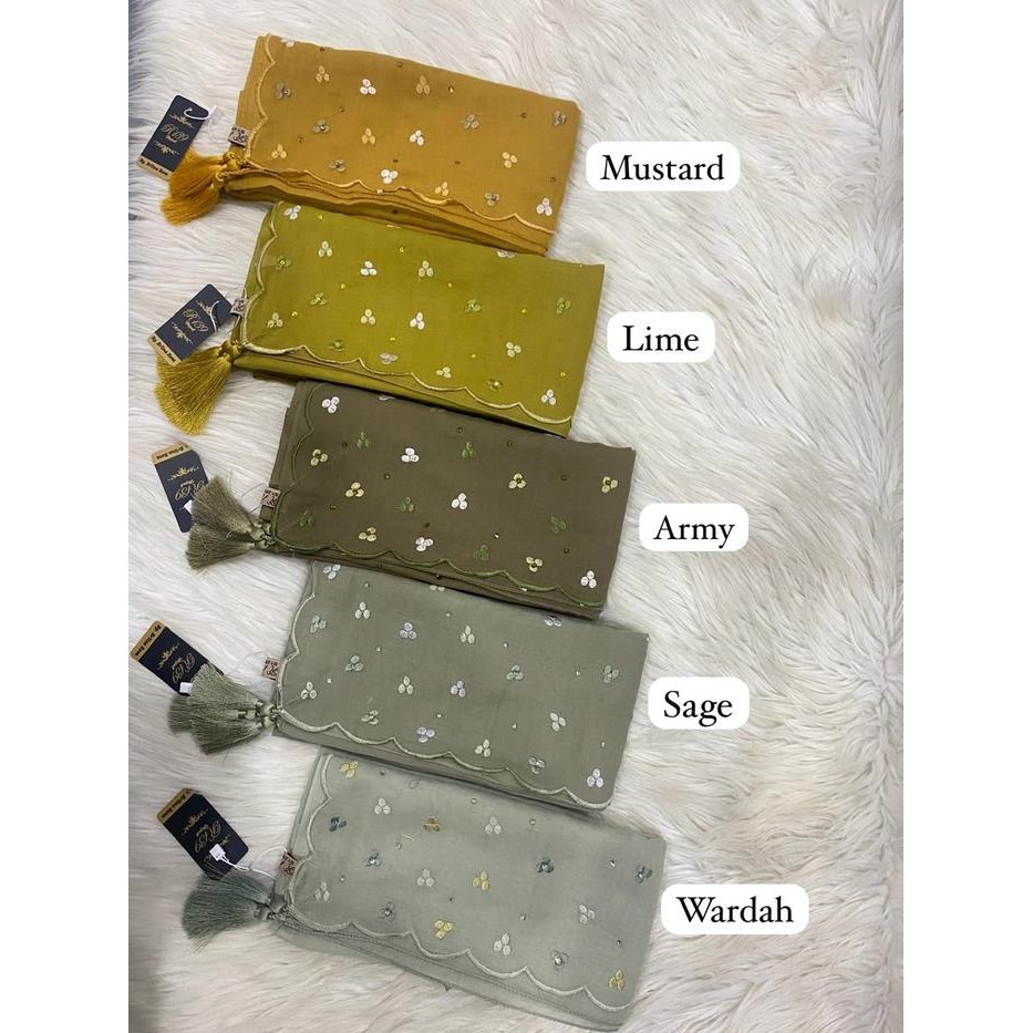 Penawaran Spesial Hijab Segi Empat Bordir Paris R139 Erlina Reva Model Aliyah- Bahan Katun Lembut -