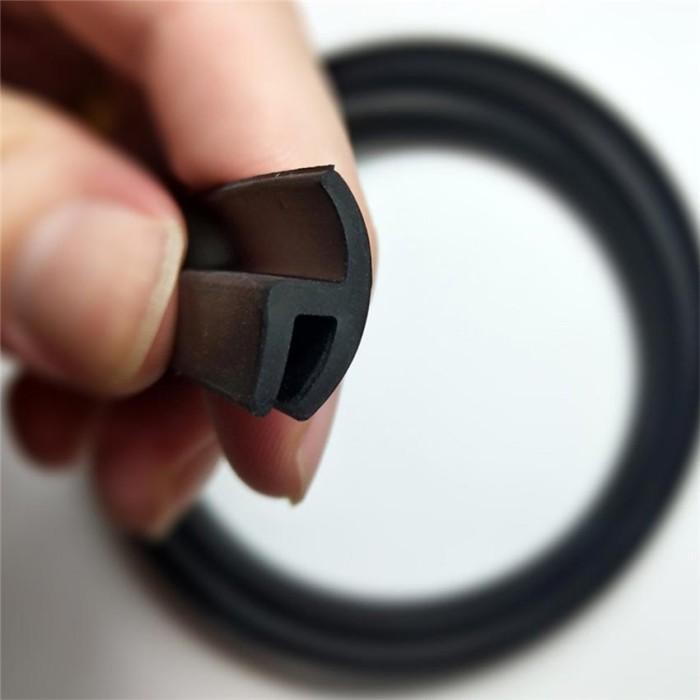 SEAL STRIP KARET PELINDUNG KACA DEPAN MOBIL UNIVERSAL