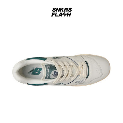 NEW BALANCE 550 White Green Sepatu Sneakers Pria - BB550PTB - Size 43