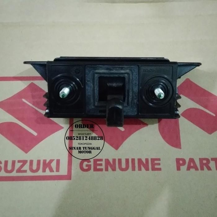 Handle Handel Pintu Belakang Bagasi Suzuki Ertiga / All New Ertiga Xl7