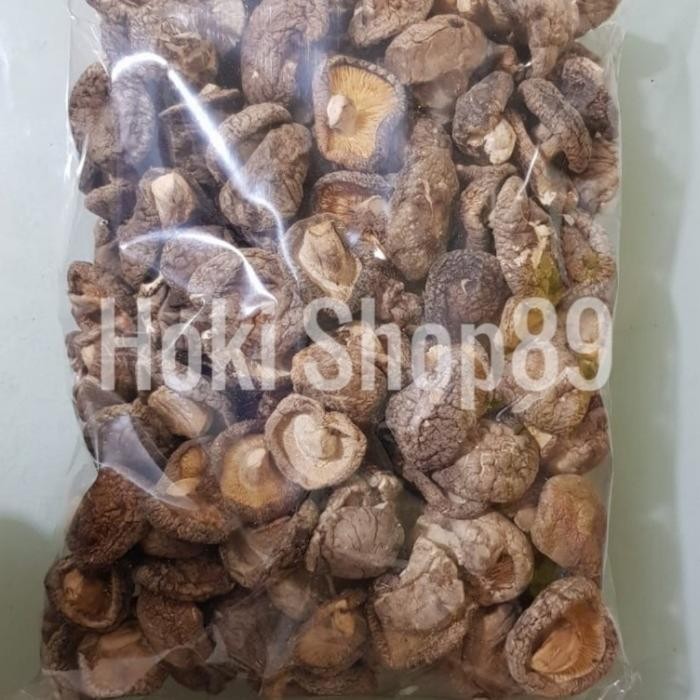 

PREMIUM (500 GR) JAMUR SHITAKE KERING SIZE 3-5 CM / HIOKO / SIANGKU / MUSHROOM