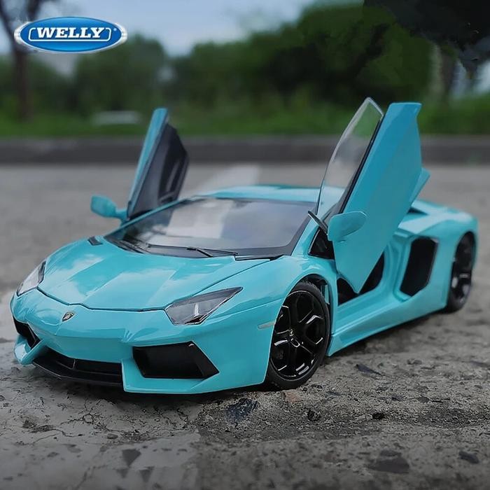 WELLY 1:24 Lamborghini Aventador LP700-4 Alloy Car Model Diecasts
