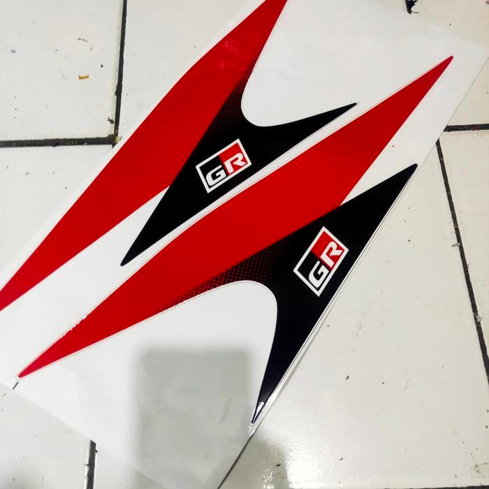 STIKER AGYA GR SPORT STIKER FENDER MOBIL AGYA