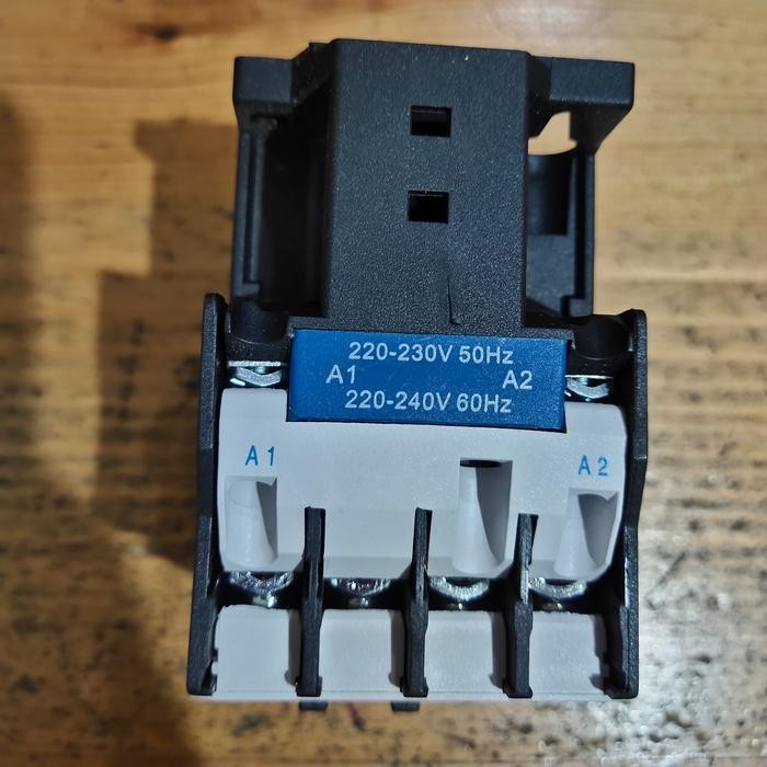 KONTAKTOR 25A CJX2-2510