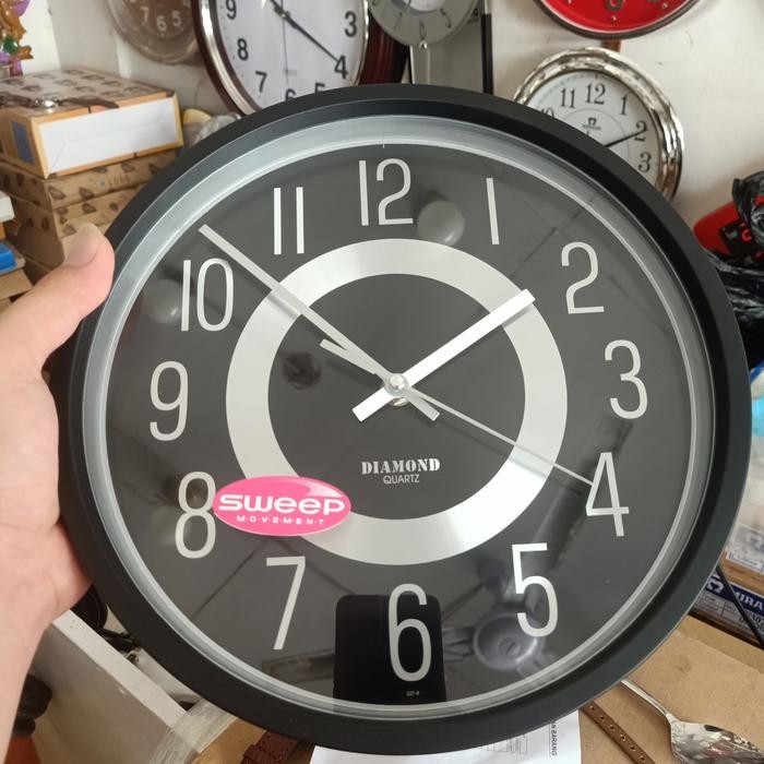 JAM DINDING DIAMOND MESIN SWEEP 2711