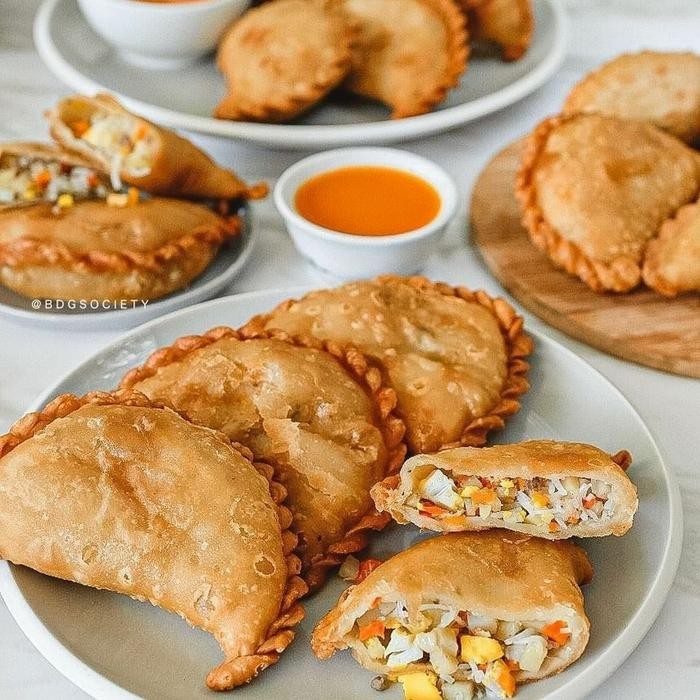 

Jalangkote Kudapan Ny Ann Bandung Gratis Ongkir