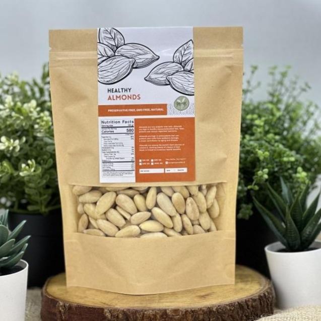 

Kacang Almond Mentah Kupas Kulit 1 Kg / Raw Almond Blanched 1 Kg Organic Paradise