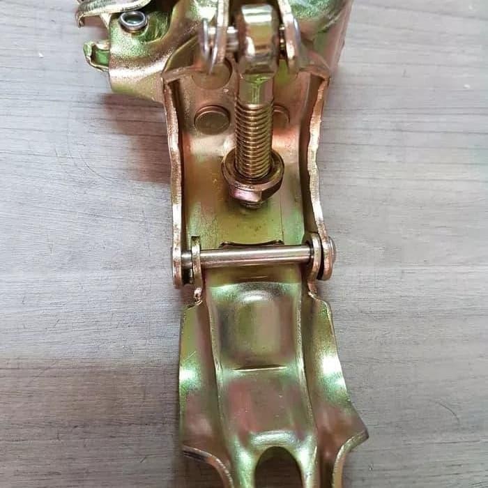 CLAMP SCAFFOLDING CLAMP STEGER PIPA MODEL HIDUP ATW BISA DI PUTAR.