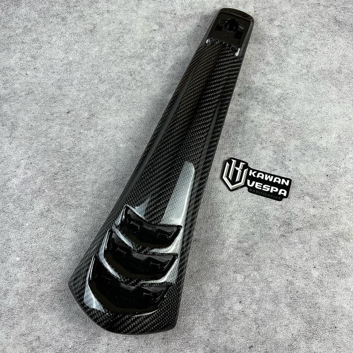 

Terlaris Dasi Vespa Sprint / Primavera S 3V Iget Part Original Carbon Kevlar