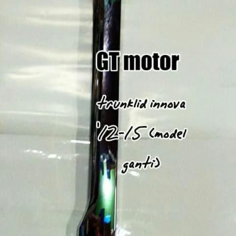 list bagasi belakang trunklid grand innova '2012-2015 model ganti