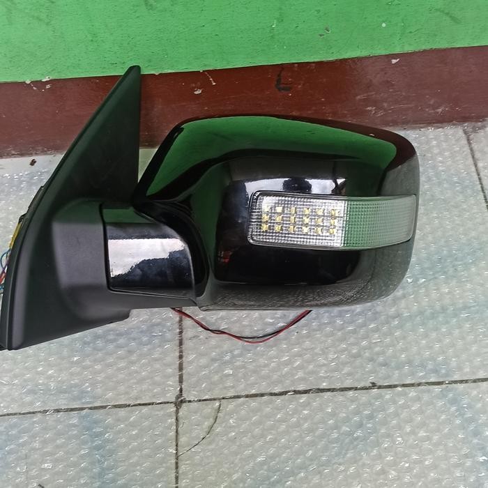 spion nissan x-trail xtrail T30 kiri original