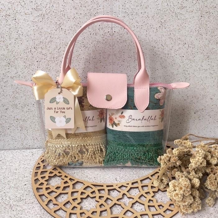 Hampers Sajadah Couple Premium Kado Pernikahan Nikahan Nikah Pengajian Ulang Tahun Souvenir Haji