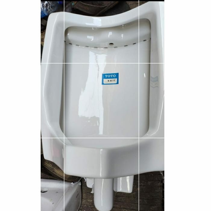 URINOIR URINAL TOTO U57M KUMPLIT SET + TOTO T60P (BARU)