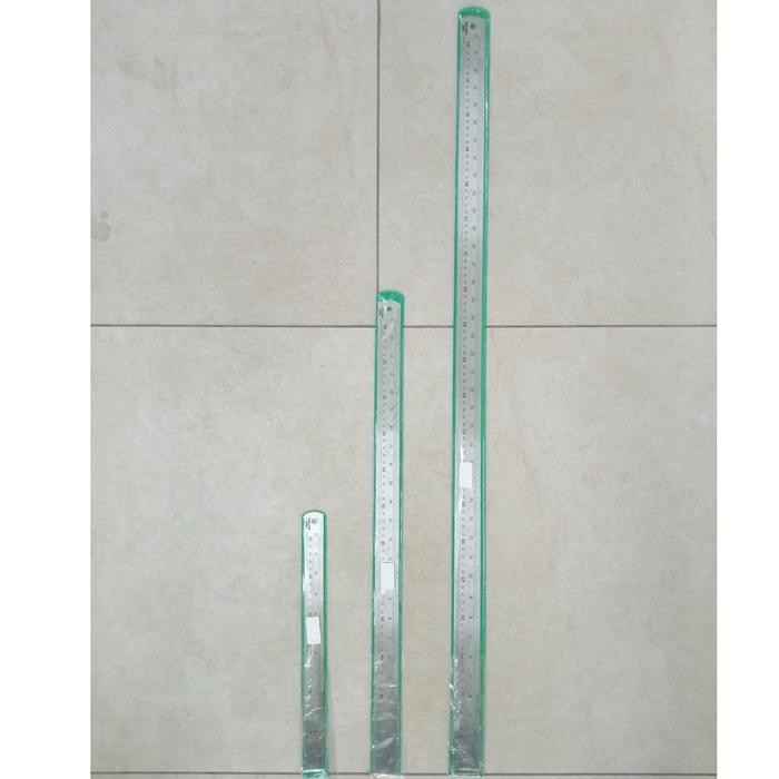 

Pengaris / Mistar Baja 100 Cm Tebal Bagus