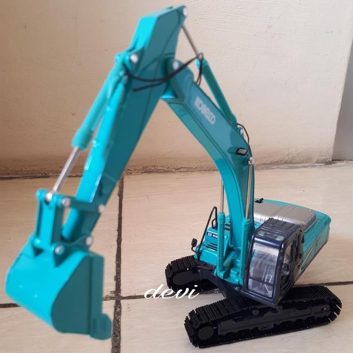 MINIATUR EXCAVATOR ALAT BERAT KOBELCO SK330