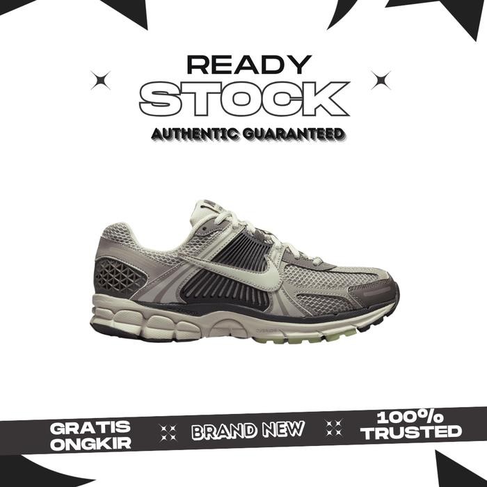 BEST SELLER Nike Wmns Zoom Vomero 5 Cobblestone