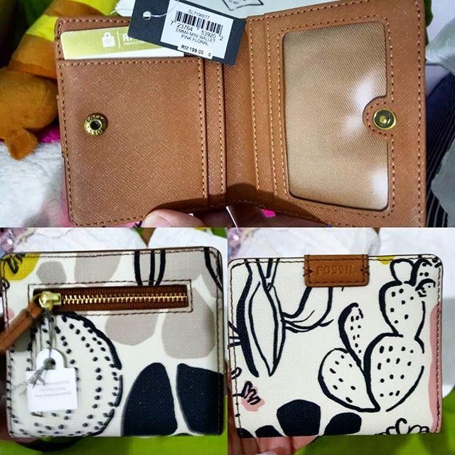 Dompet fossil mini