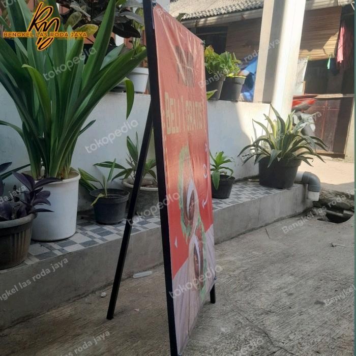 Standing Banner Besi / Standing Banner Spanduk