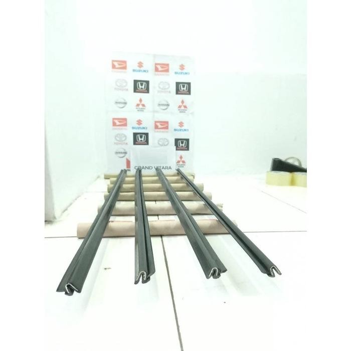 PREMIUM Pelipit Pintu Kaca Universal Mobil Suzuki Grand Vitara