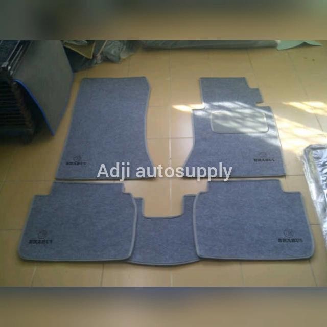 KARPET MOBIL MERCEDES BENZ E220 W124