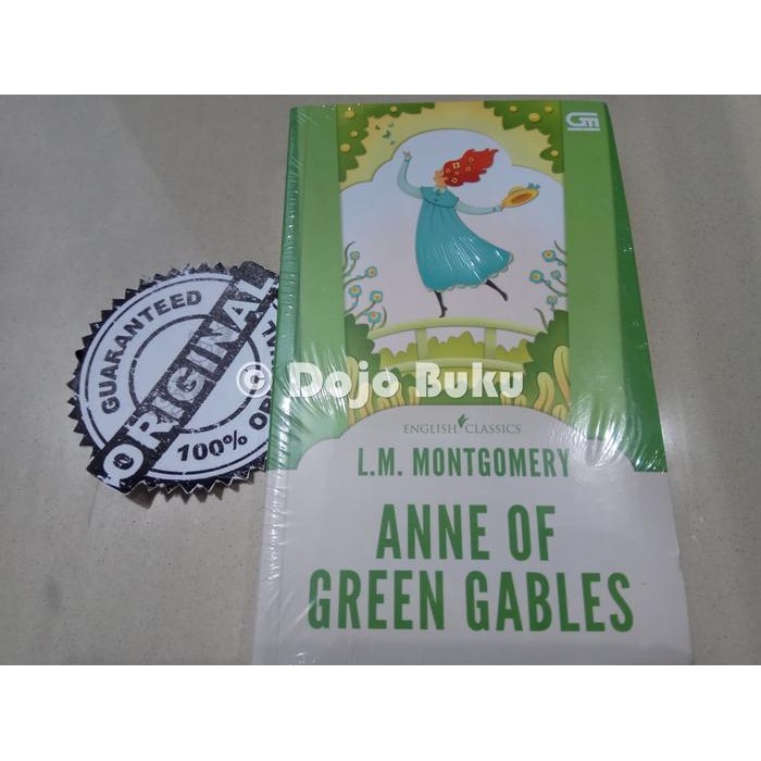 

English Classics: Anne of Green Gables by Lucy M. Montgomery