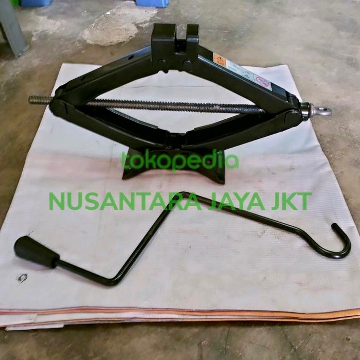 dongkrak mobil Avanza SENIA sedan, model jembatan Best Quality