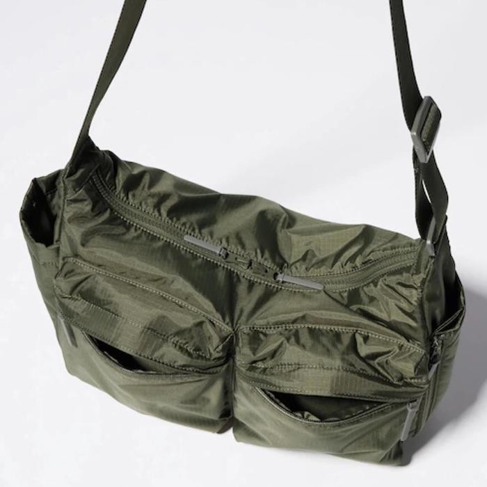 UNIQLO Waist Body Bag Tas Selempang Bahu Nylon Pria Wanita Olive