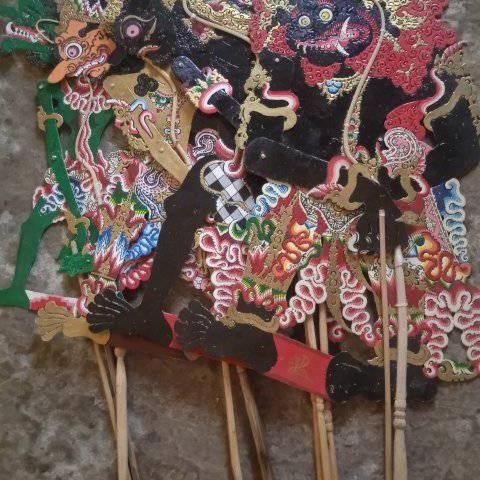 Wayang kertas ukiran / wayang kertas karton *