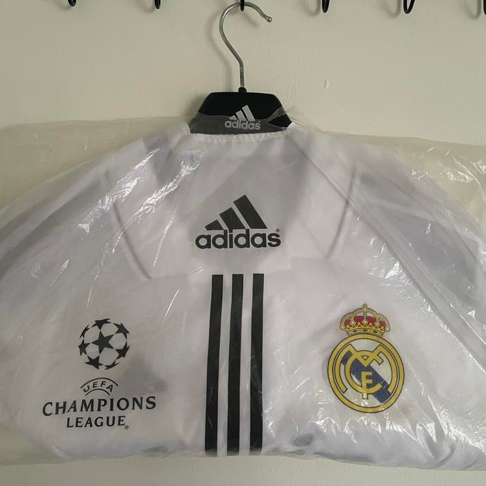 BNWT + Hanger Real Madrid 2011 Official UCL Home Jersey XL *