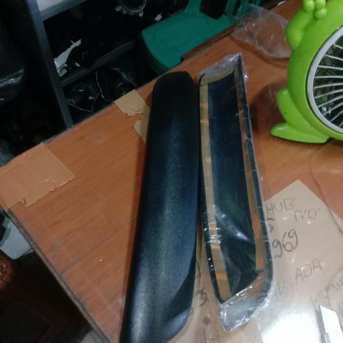 Karet Pengaman Bumper Rush Terios Lama
