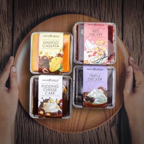 

Dapur Cokelat - Deli Box Double Chocolate Cake 10X10 Dessert Box
