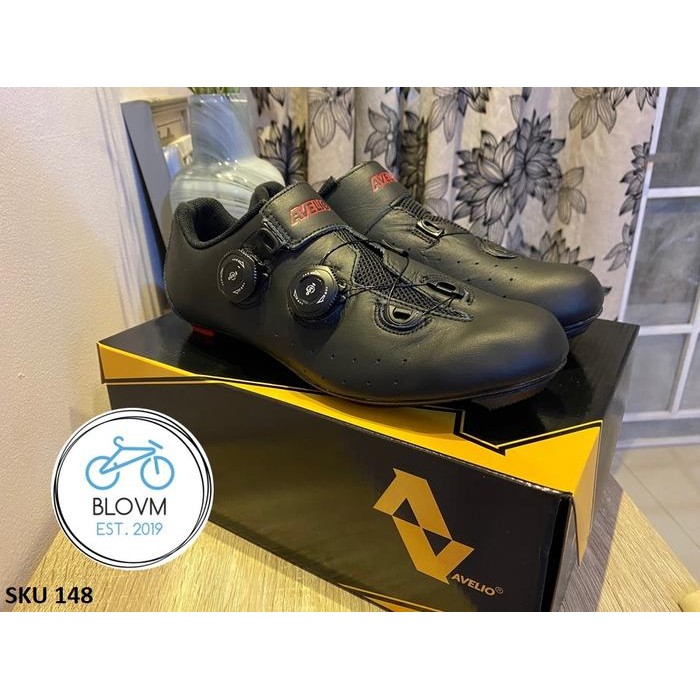 Sepatu Sepeda Carbon Avelio Roadbike Hitam