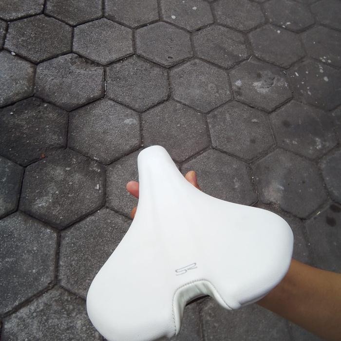 Saddle Sepeda Putih Kulit Selle Royal Seta White Mtb Roadbike Seli Rb