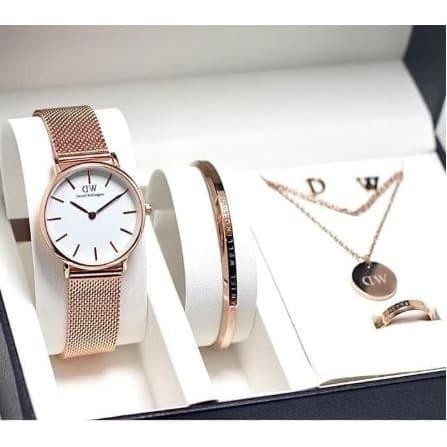 Paket Exclusive Anting Gelang Cincin Kalung Jam Tangan DW Wanita