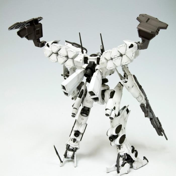 MODEL KIT ARMORED CORE LINEARK WHITE-GLINT BY KOTOBUKIYA