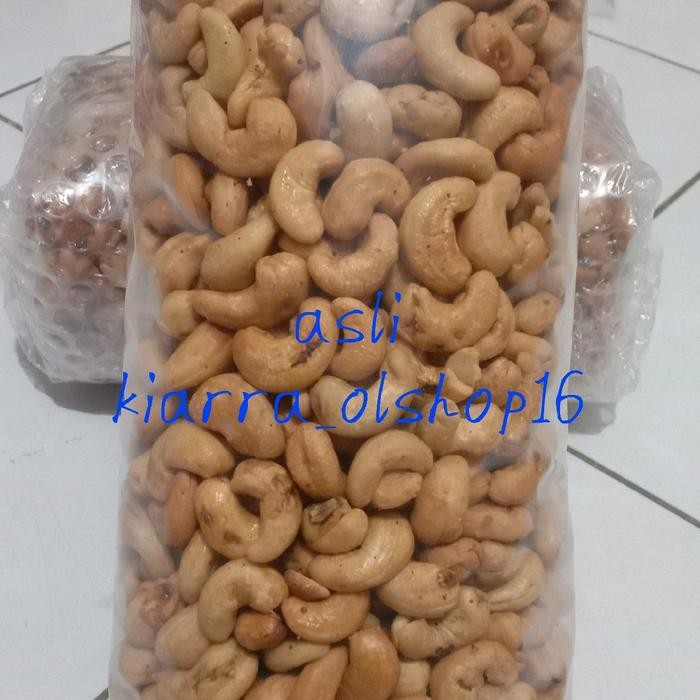 

Kacang Mede Matang 1kg utuh Original Goreng - Rasa Asin Mantap - Cemilan Food Snack